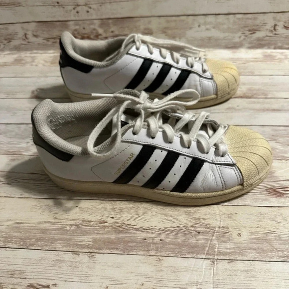 Adidas Vintage Superstar Size Women’s 6 - Picture 1 of 8
